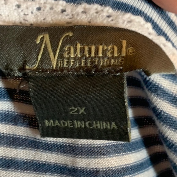 Natural Reflections High Lo Tunic - Picture 3 of 3